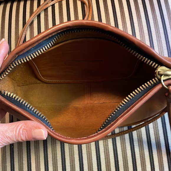 Vintage coach basic bag  / zippered clutch 9455 glue in tag original HT & strap - Picture 8 of 15